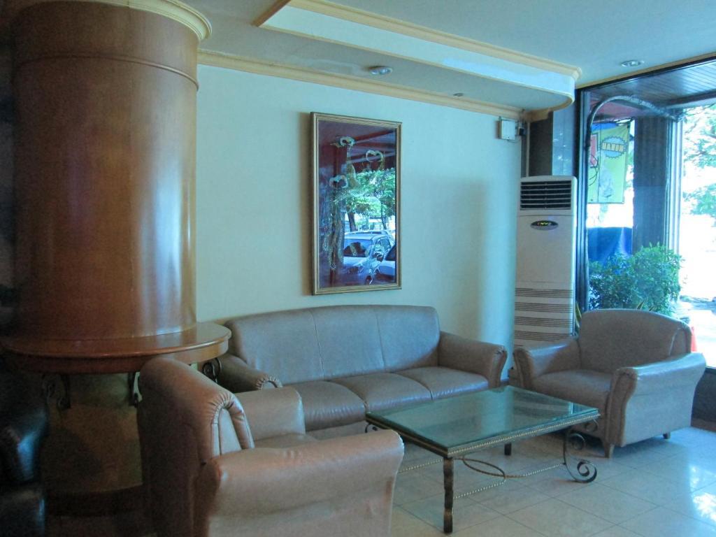 Buana Lestari Hotel Balikpapan  Eksteriør bilde