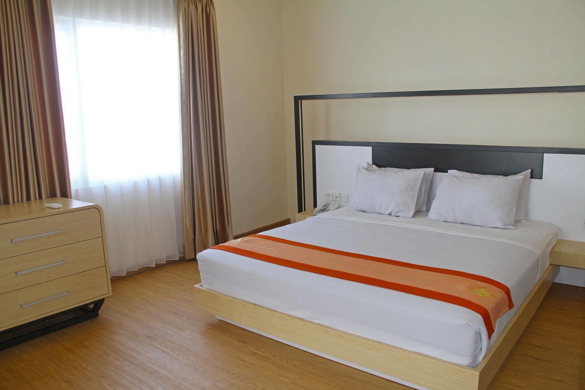 Buana Lestari Hotel Balikpapan  Eksteriør bilde